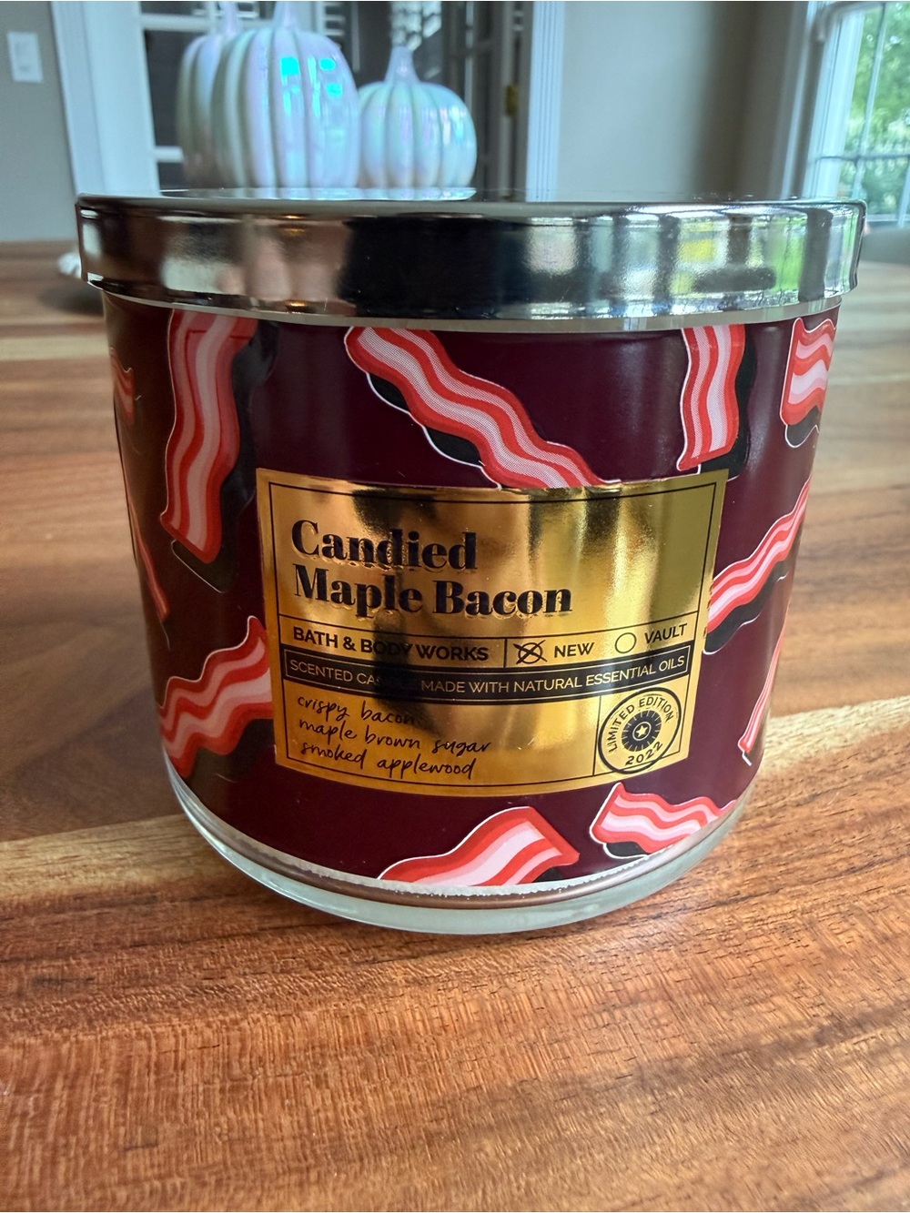 Bath & Body Works ‘Candied
Maple Bacon’ Scented Candle (BRAND NEW)